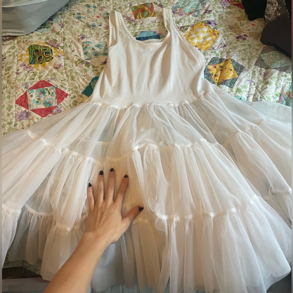 Women’s petticoat, size 14
